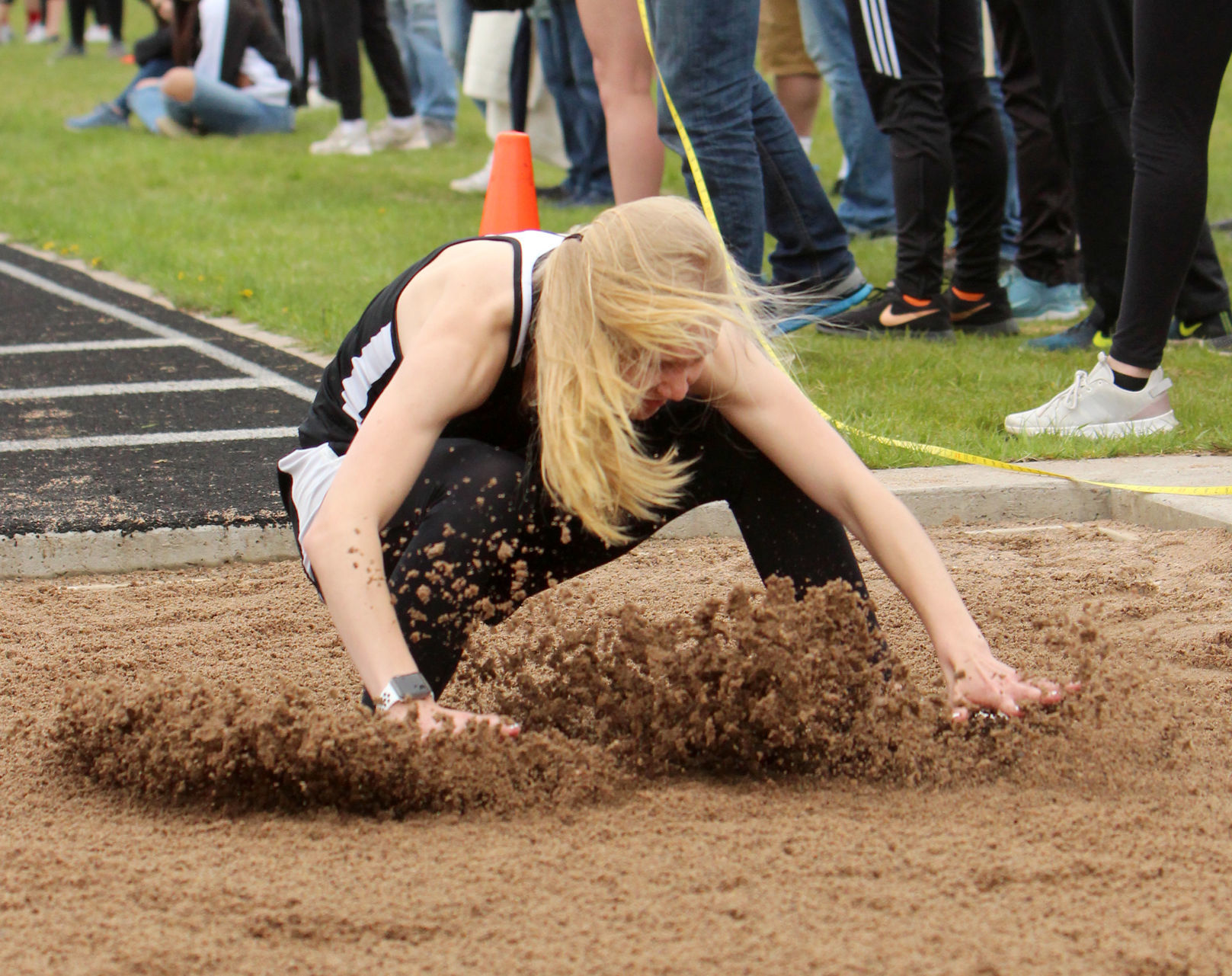 Division 3 track and field sectionals at Cameron 5-23-19